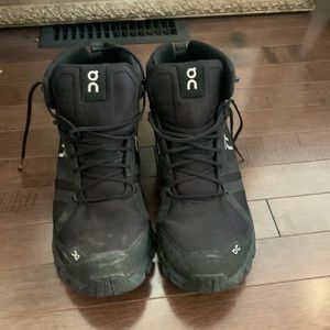 Mens oncloud hiking boots mens 10.5